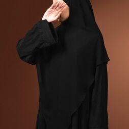 AERA KHIMAR BLACK