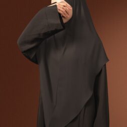AERA KHIMAR WALNUT
