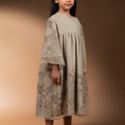 GAUN ANAK TENTREM RIMBA