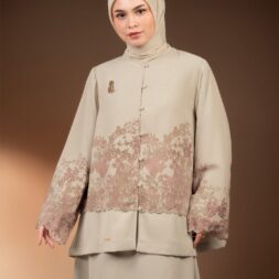 BLUS BERMOTIF TENTREM SAVANA